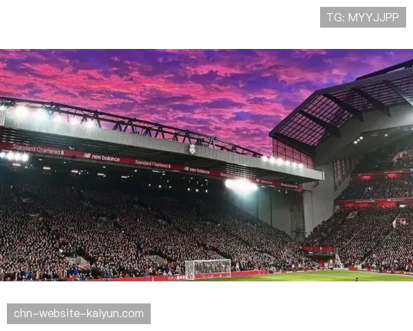 那不勒斯主帅卡尔佐纳接受BBC采访，谈意甲与英超比赛强度的数据化差异